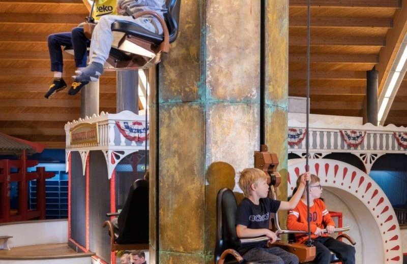 Binnen speeltuin de bergen foto bart nijsj4a2280