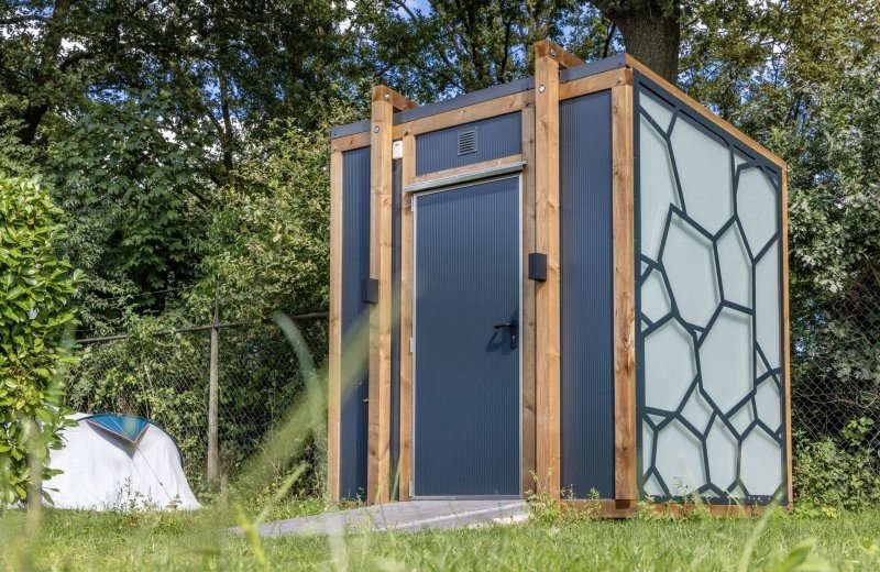 Kampeerplaats met privé sanitair