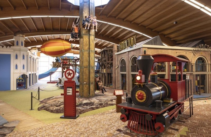 Binnen- en buitenspeelparadijs