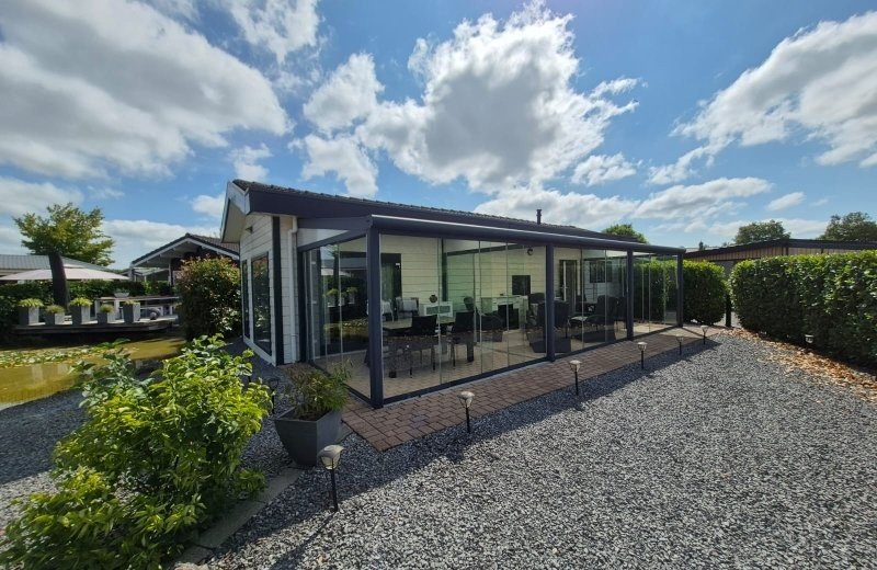 Chalet aan het Water – Compleet & Comfortabel!